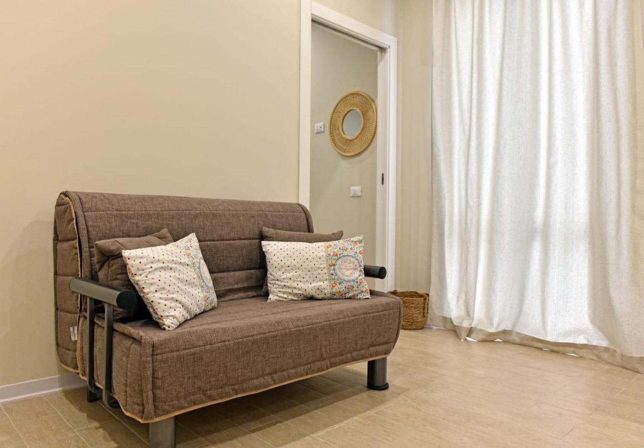 Nizzahouse Villa อาโวลา ภายนอก รูปภาพ