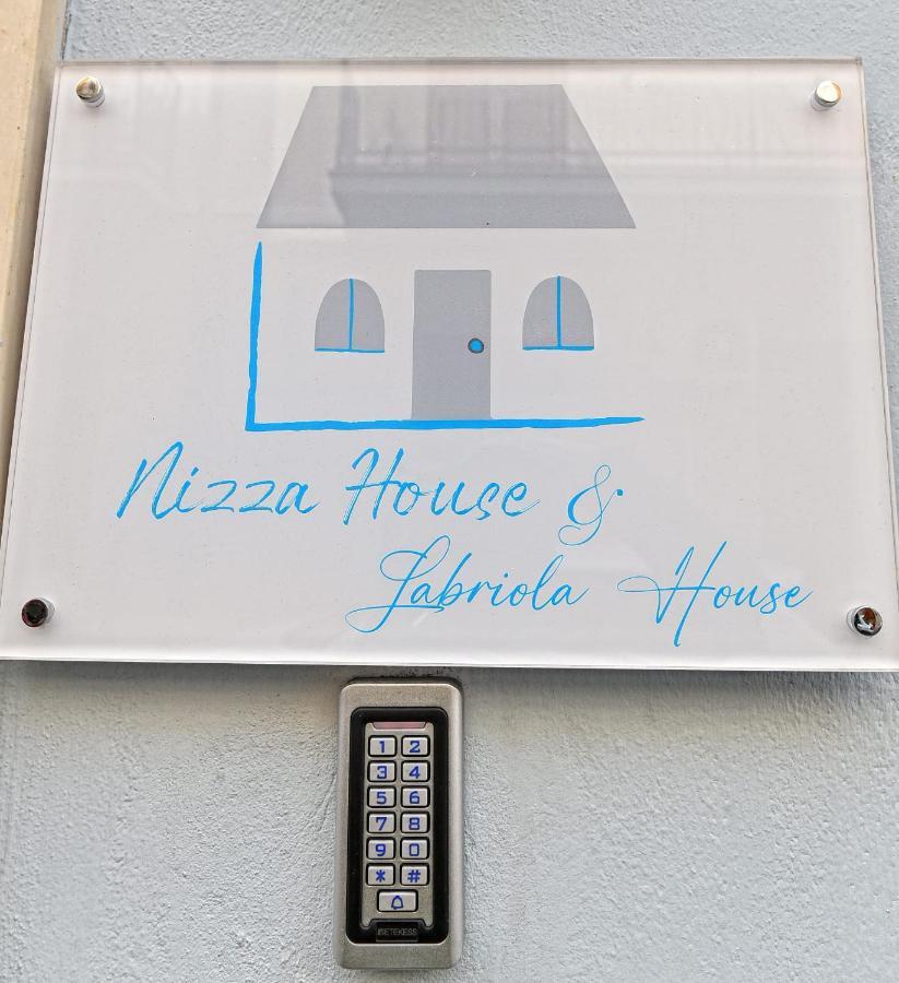 Nizzahouse Villa อาโวลา ภายนอก รูปภาพ